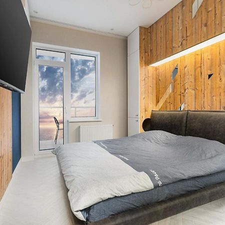 New Romantic Sea-View Studio By Odessa Beach Luaran gambar